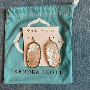 Kendra Scott Iridescent Ivory & Gold Earrings new in bag! Jewelry womens girls !